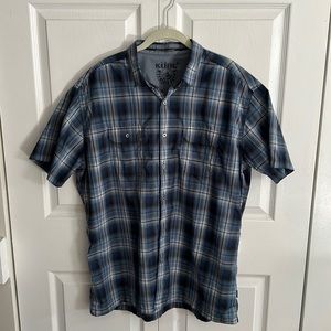 Kuhl Men’s XL button down short sleeve shirt.